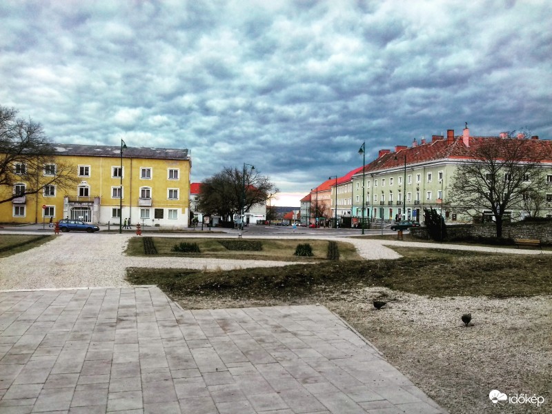 Várpalota 