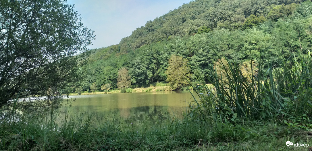 Váraszó hosszú völgy 