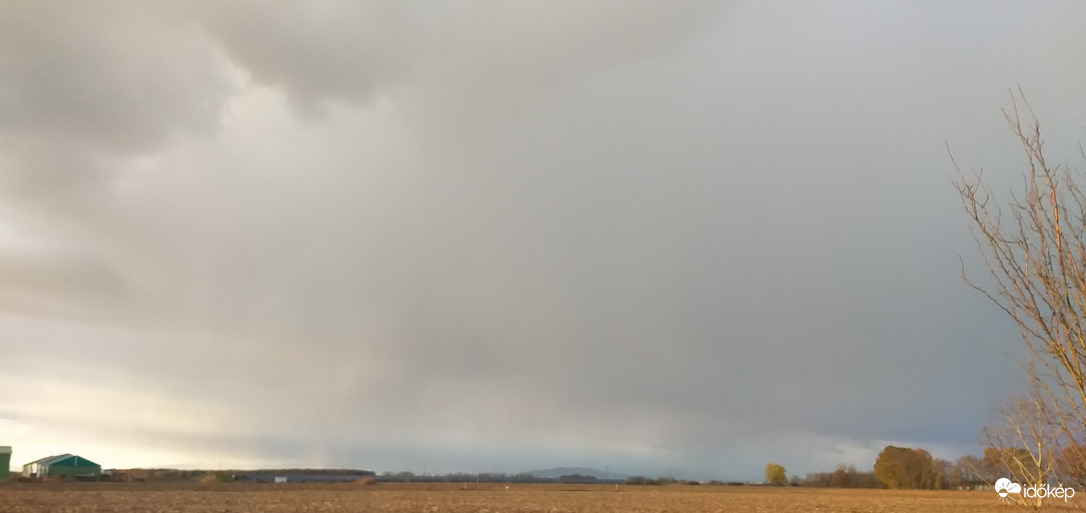 Hófelhő a Mátra fölött 