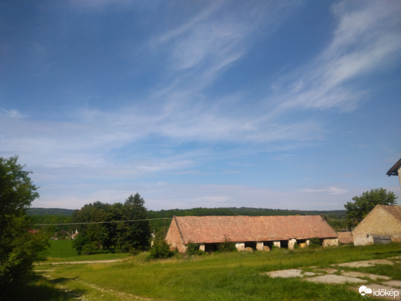 Súr