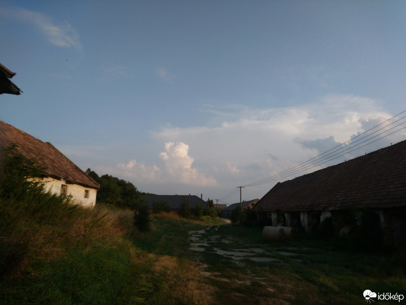 Súr