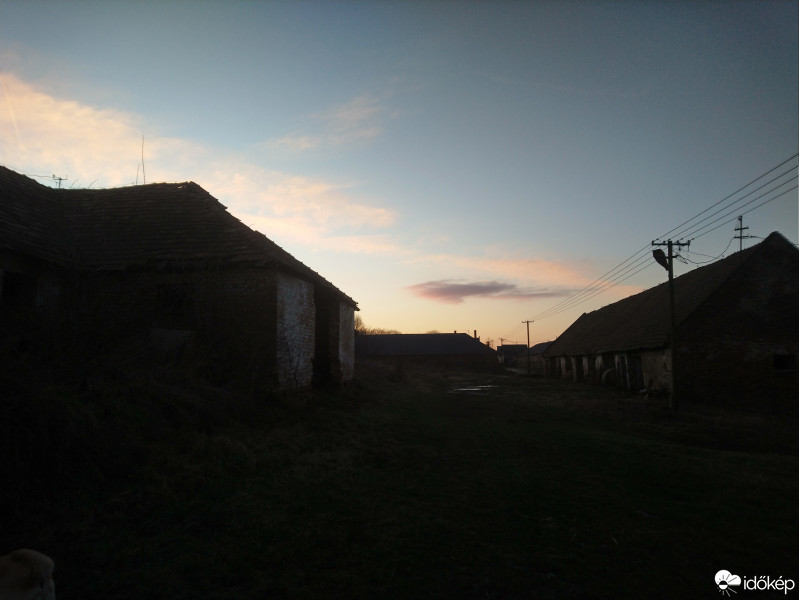 Súr