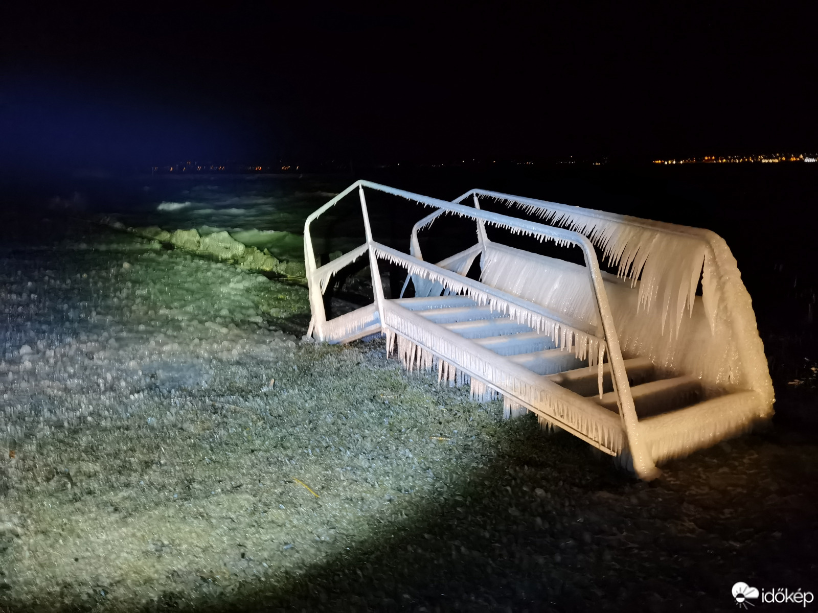 Egy idegen világ - jégbe zárva 32