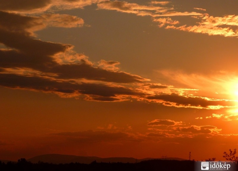 Lángcsóva (2016. 05. 08., 19:36-kor)