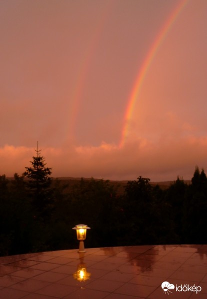 Tükröződés (ma 19:50-kor) :)