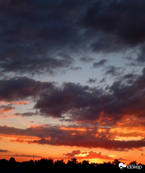 Tyndall - sugaras naplemente