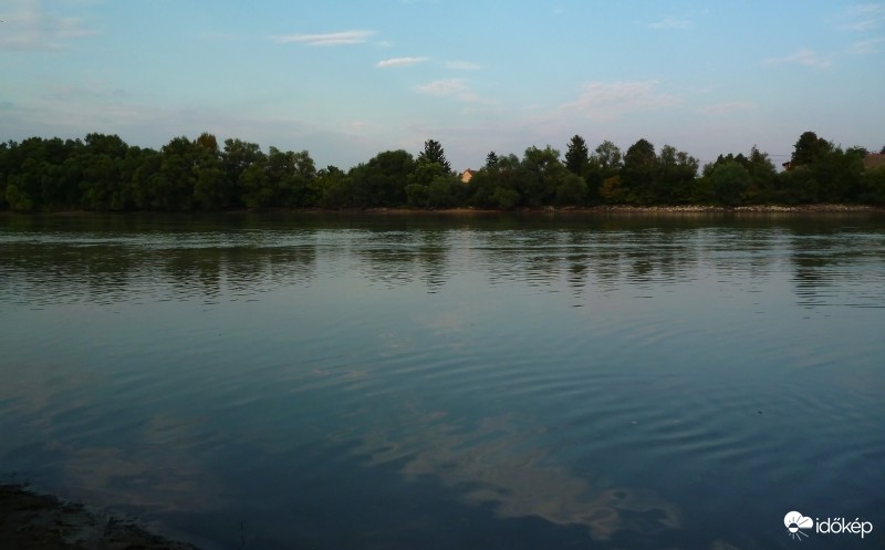 A Duna Leányfalunál