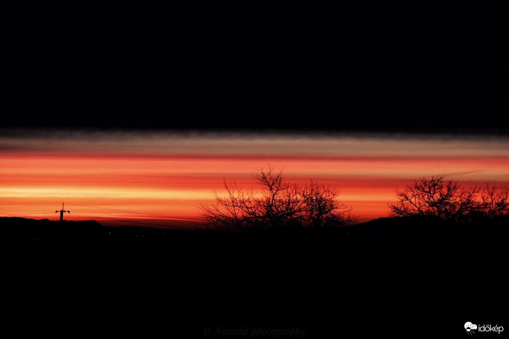 Minimalista napkelte 