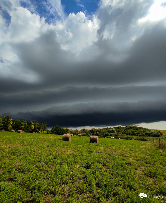 Szép kis vihar kerekedett ☺️