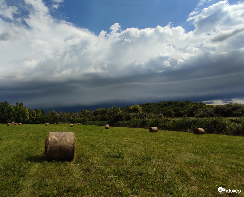 Bálás-viharos ☺️☺️