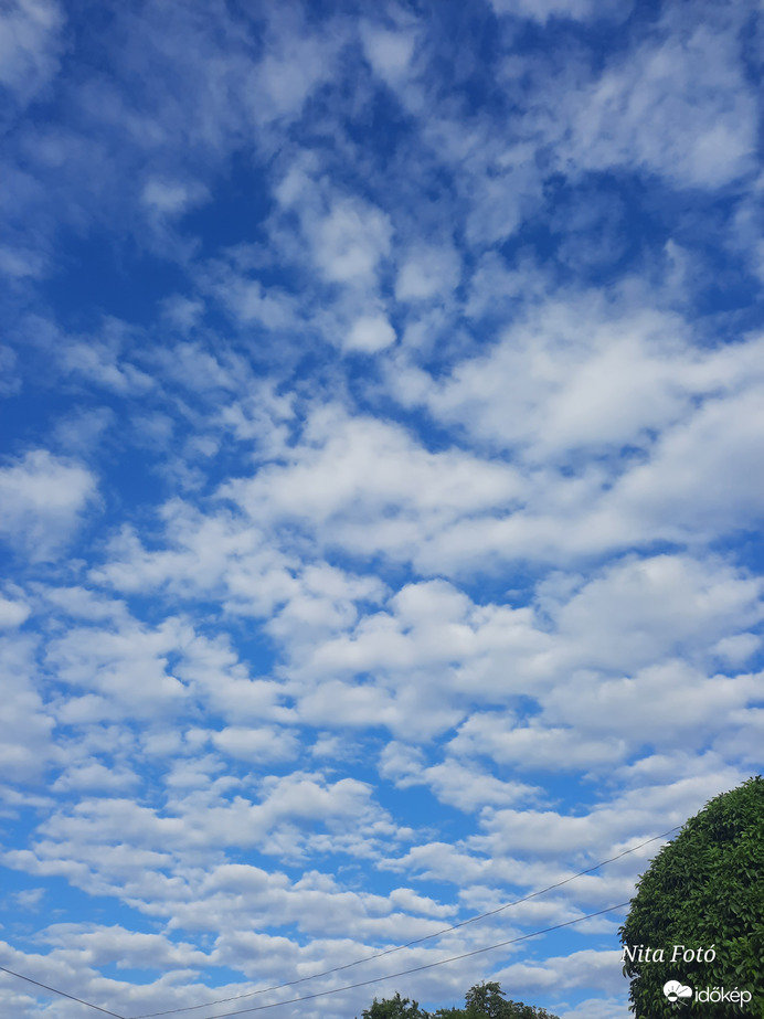 Felhős reggel Dévaványán 2