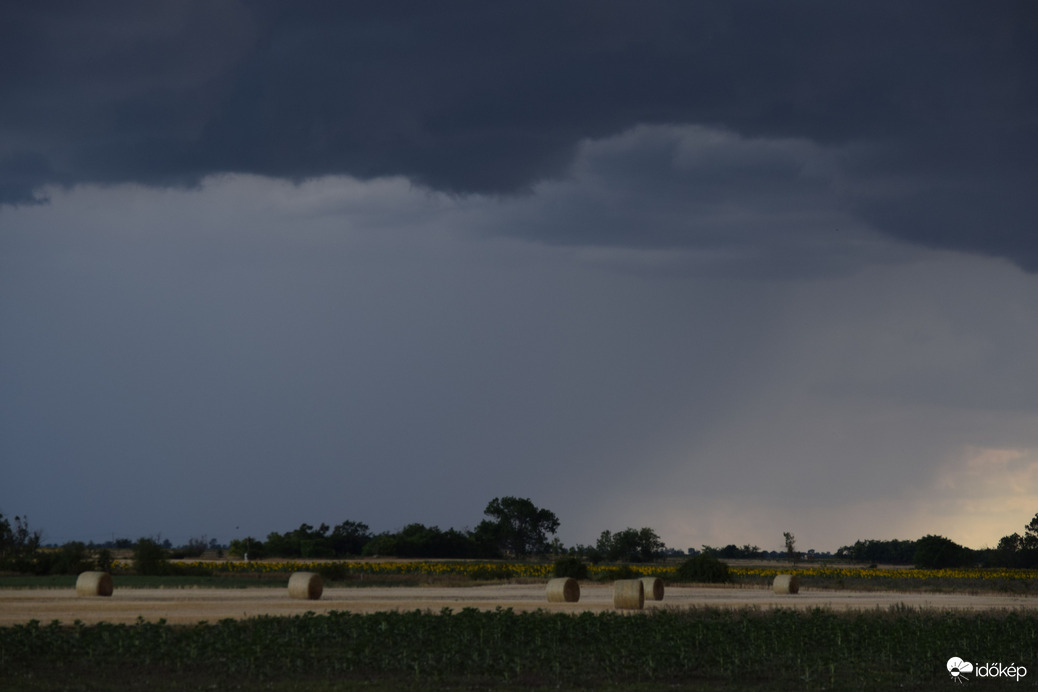 Valami készül Dévaványán!... :o