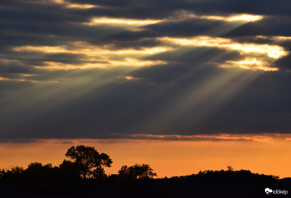 Napnyugta előtti percek