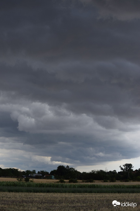 Valami készül Dévaványán!... :o