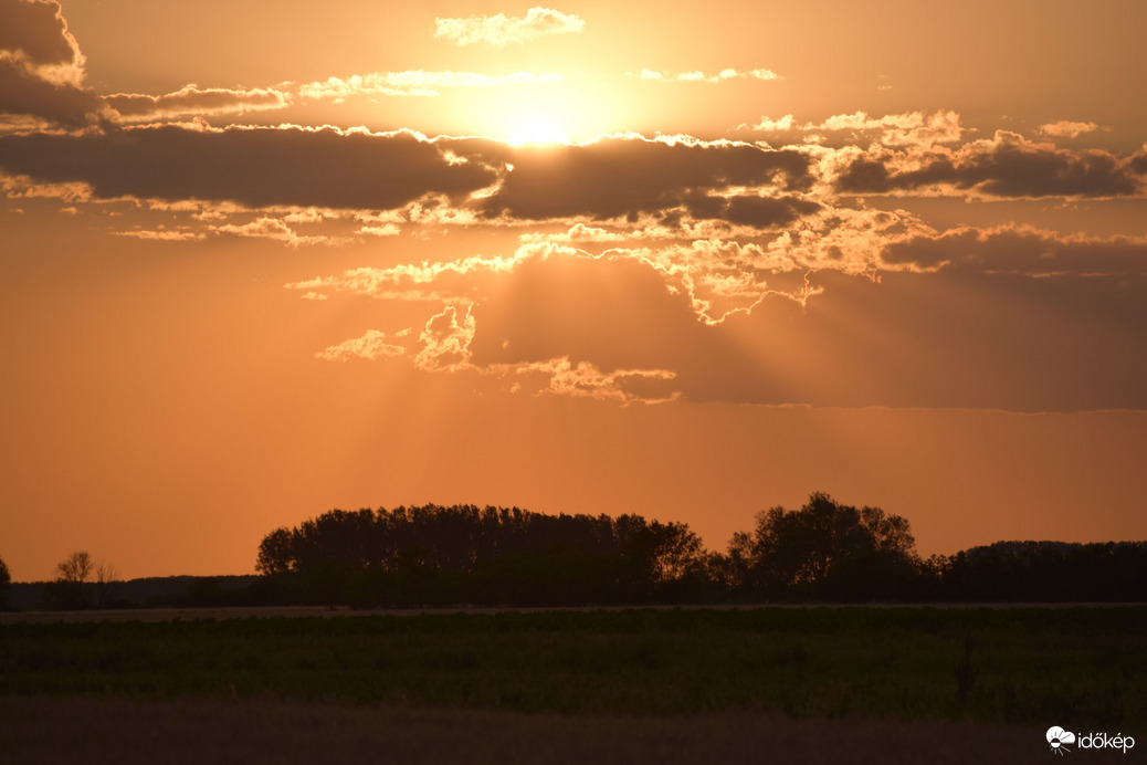 Naplemente előtti percek...