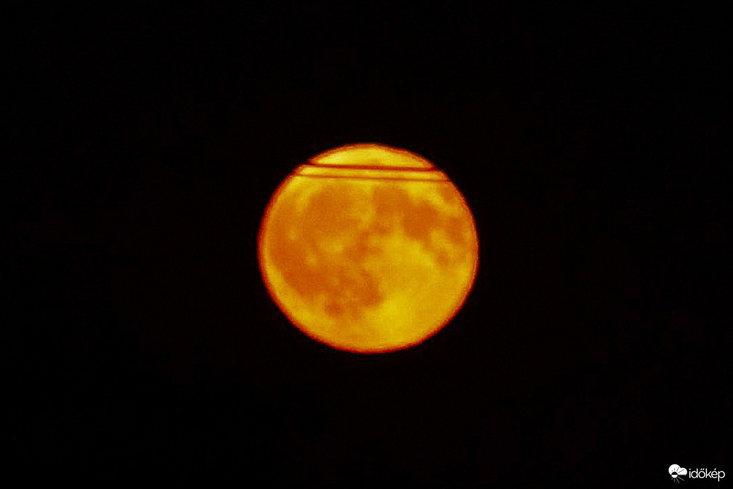 Dévaványán is felkelt az augusztusi telihold