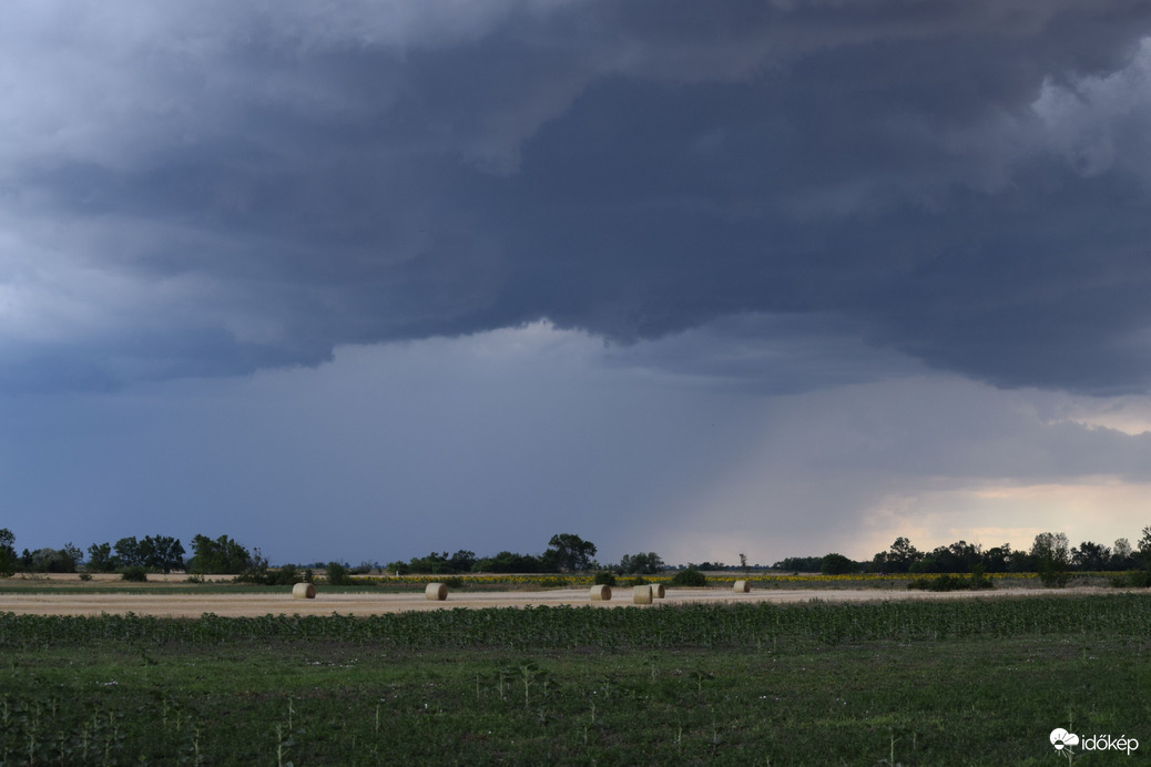 Valami készül Dévaványán!... :o