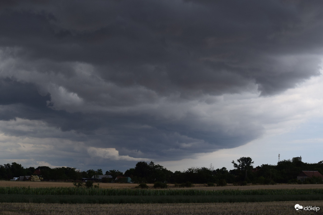 Valami készül Dévaványán!... :o
