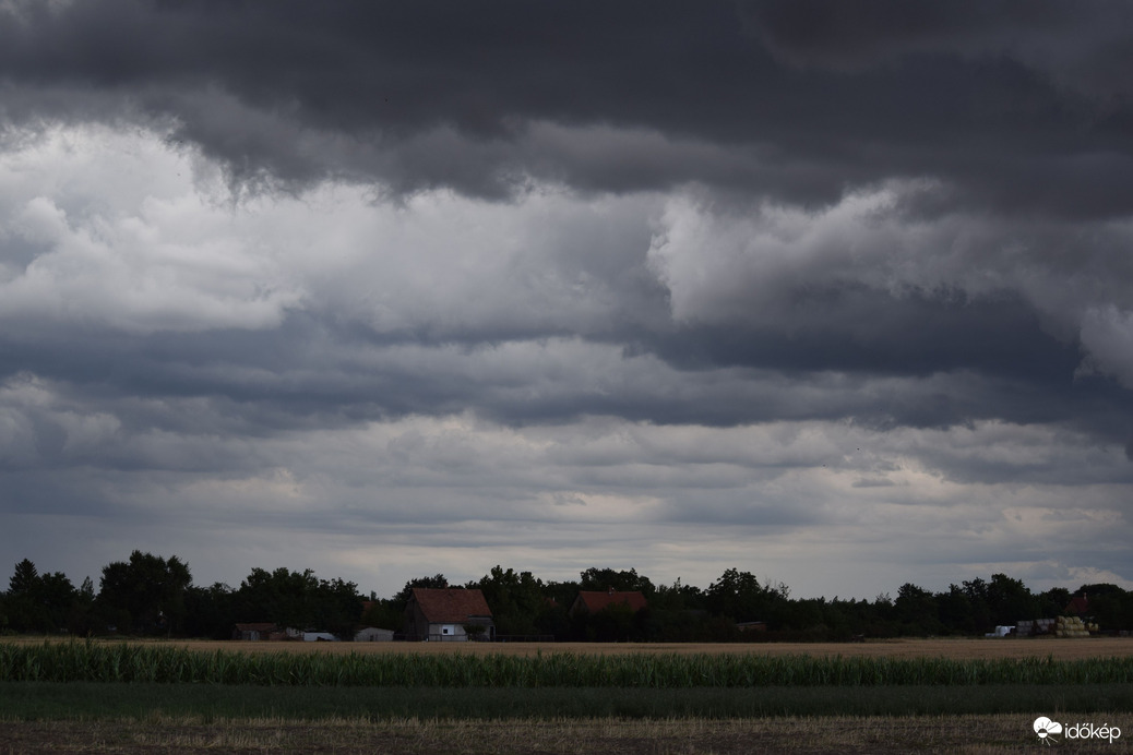 Valami készül Dévaványán!... :o