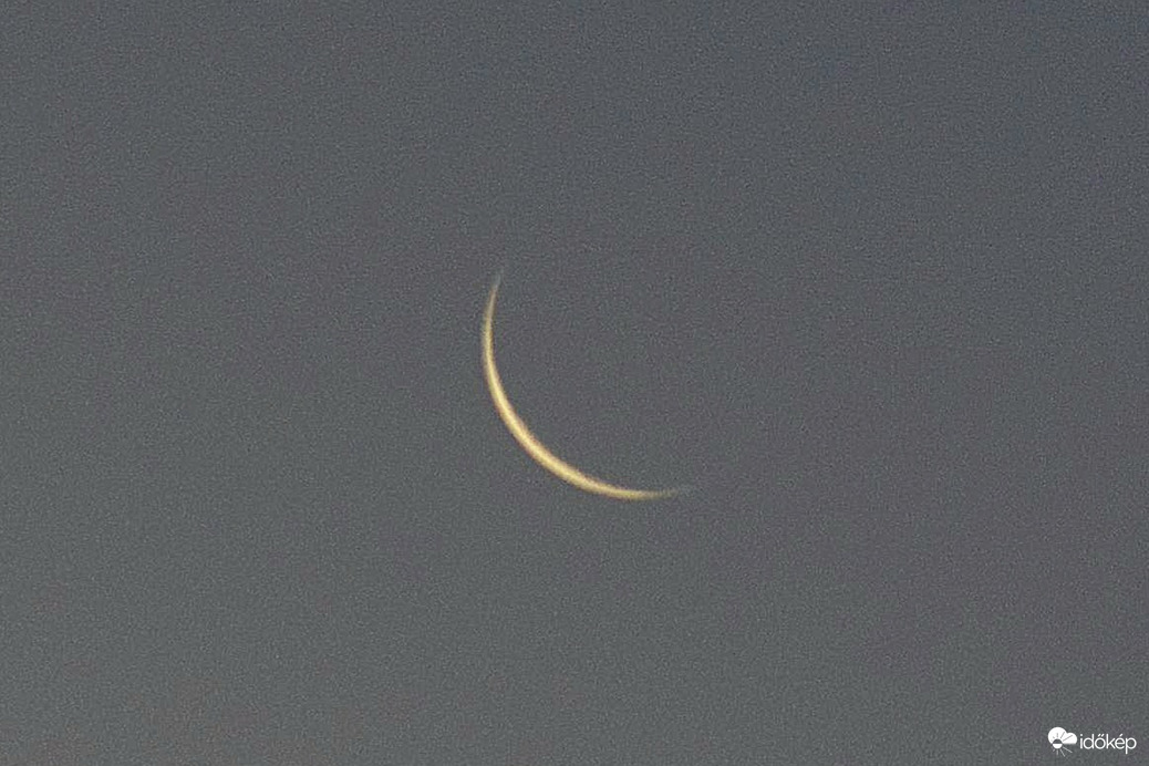 Vékony hold sarló