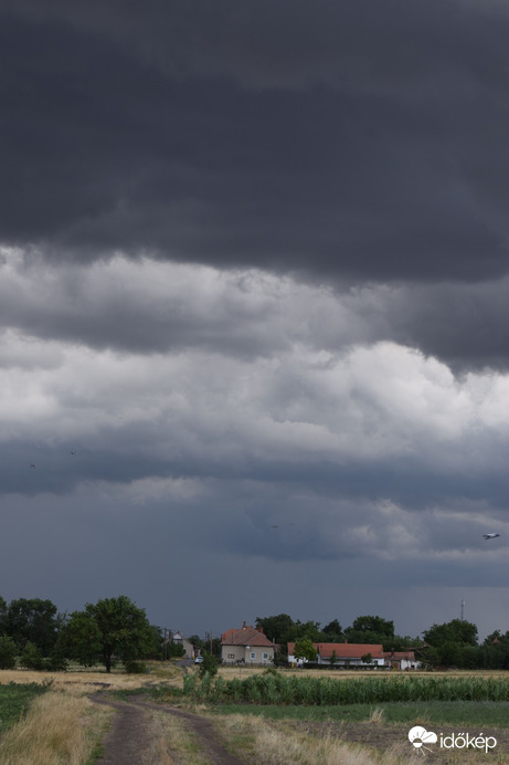 Valami készül Dévaványán!... :o