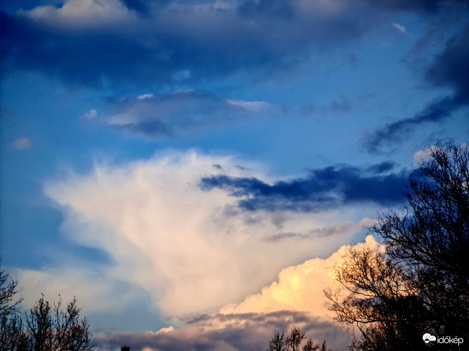 Különleges felhők