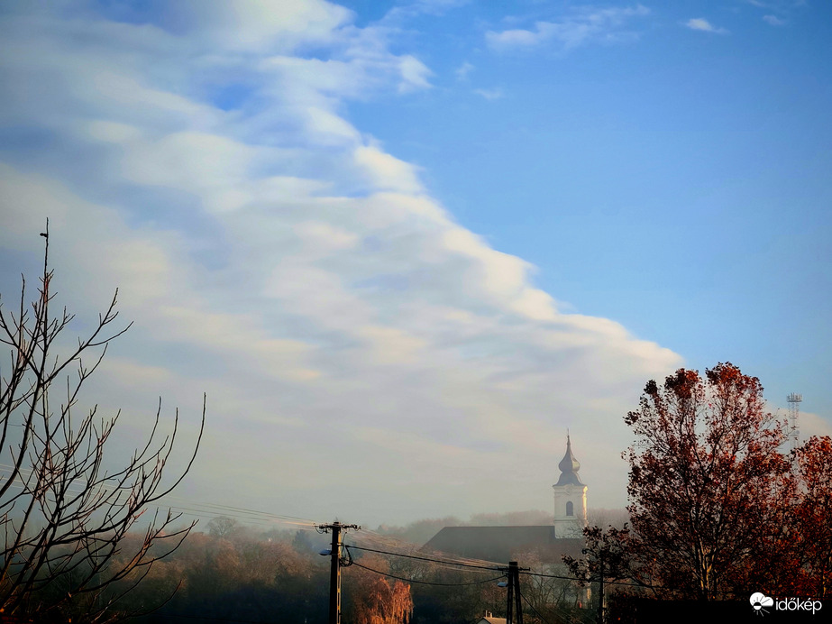 Ködös őszi reggelen. 