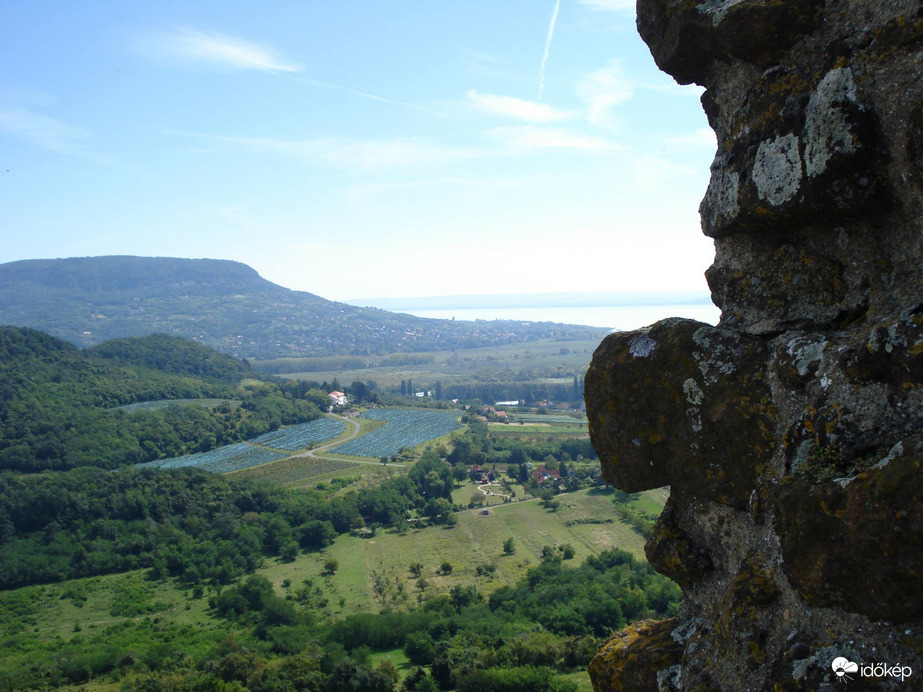 Kilátás a szigligeti várból