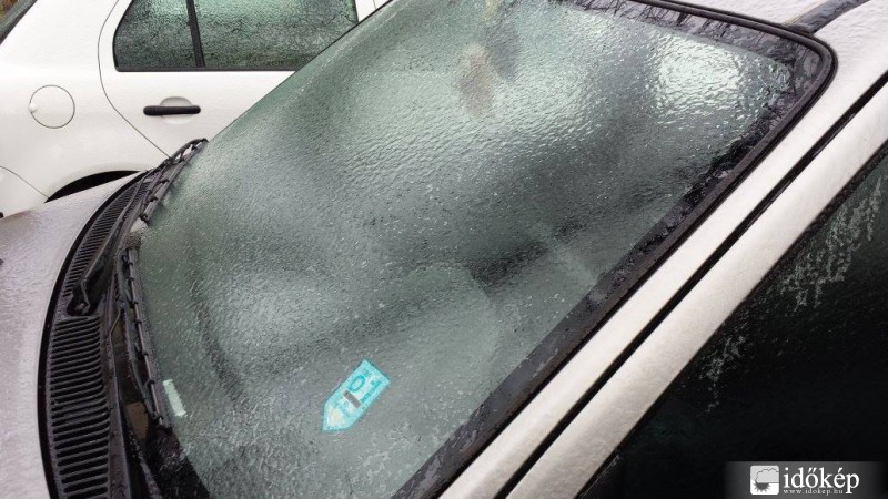 Ónos eső fogságában