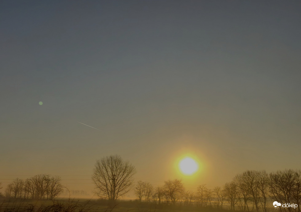 Reggeli fényekben fürdőző....