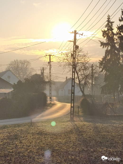 Reggeli fényekben fürdőző....