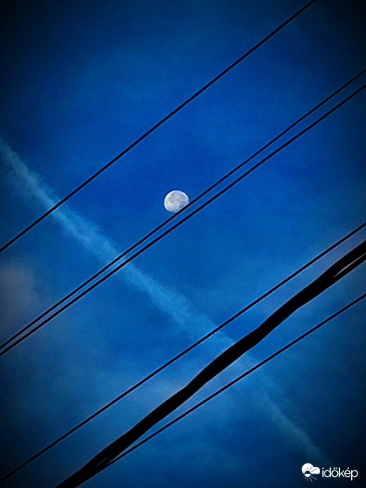 "Itten" most legurulok :-D