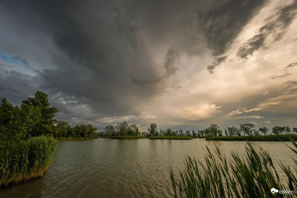 Püspökladány