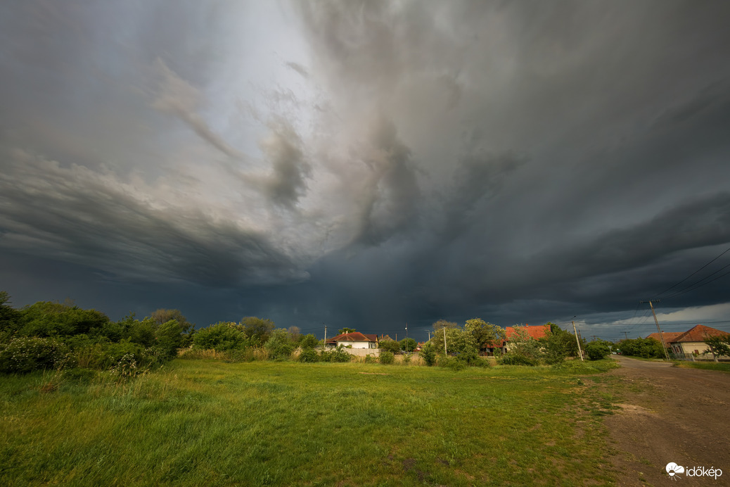 Püspökladány