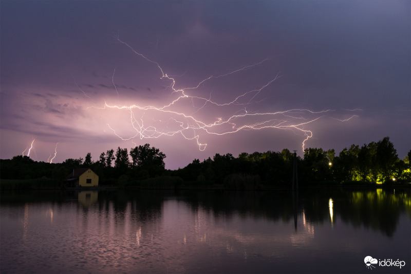 Püspökladány