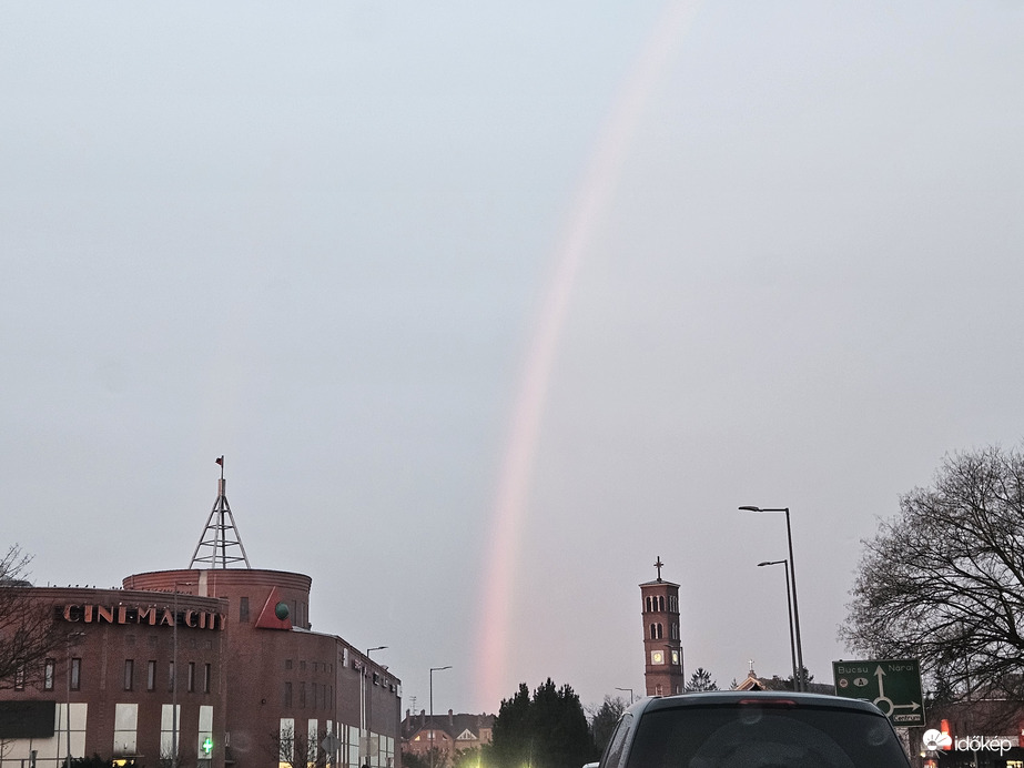 Szombathely adventi szivarvany