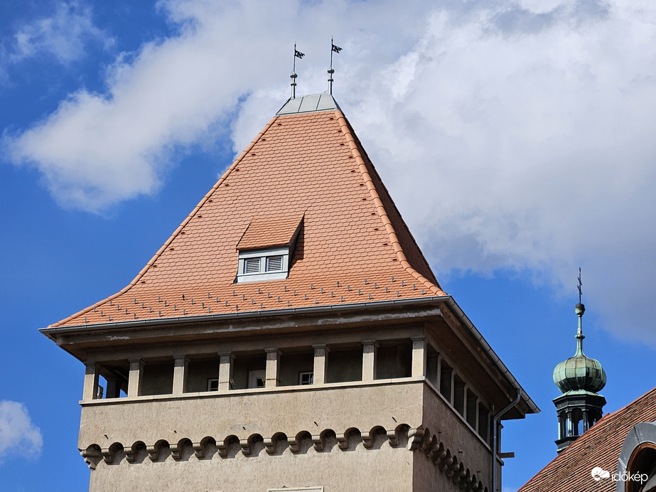 Kőszeg, felhők és tetők