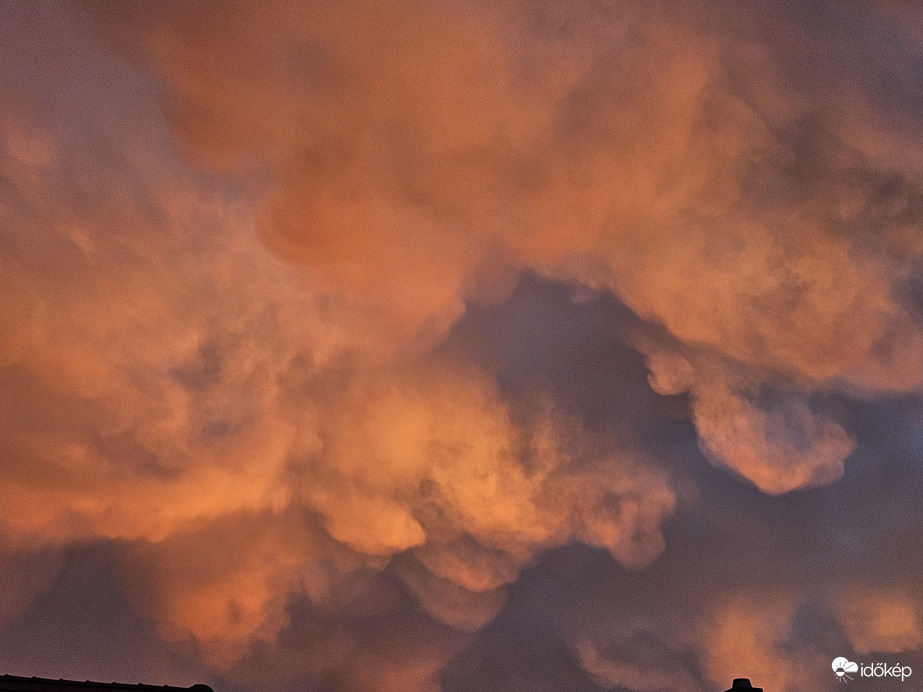 Festöi naplemente Kőszegen