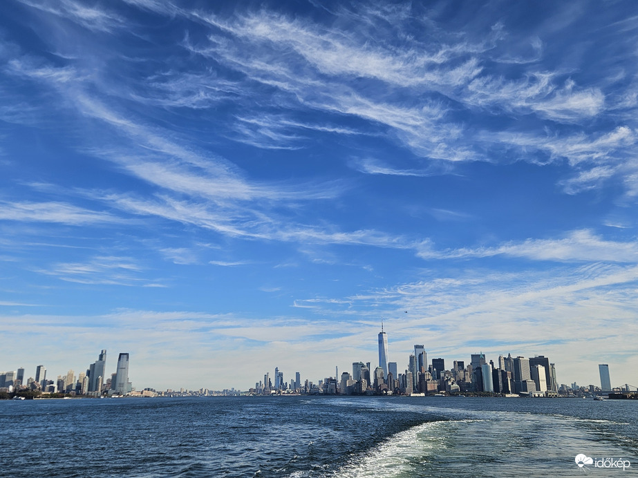 New York felhőkarcolói és felhői