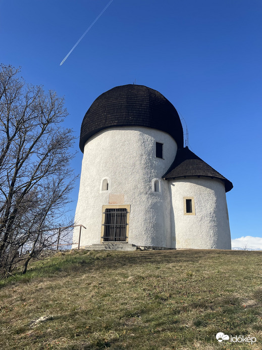 Kerektemplom Öskün
