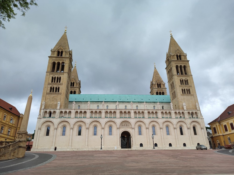 Pécs