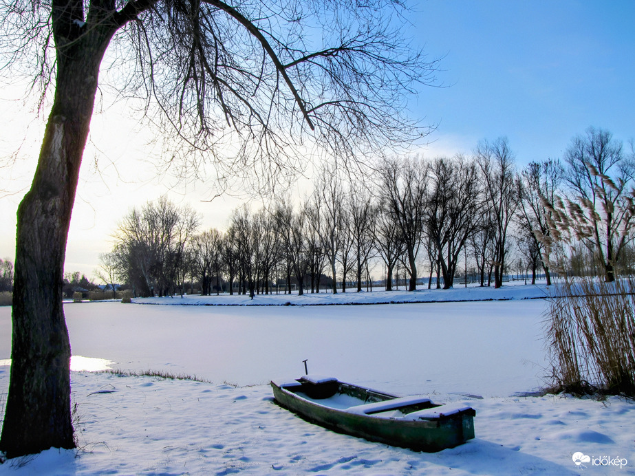 Hóba borult Szigetköz