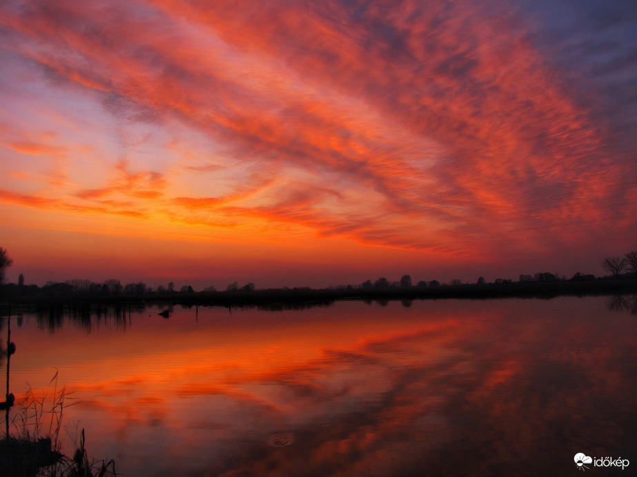 Naplementés tükröződés 