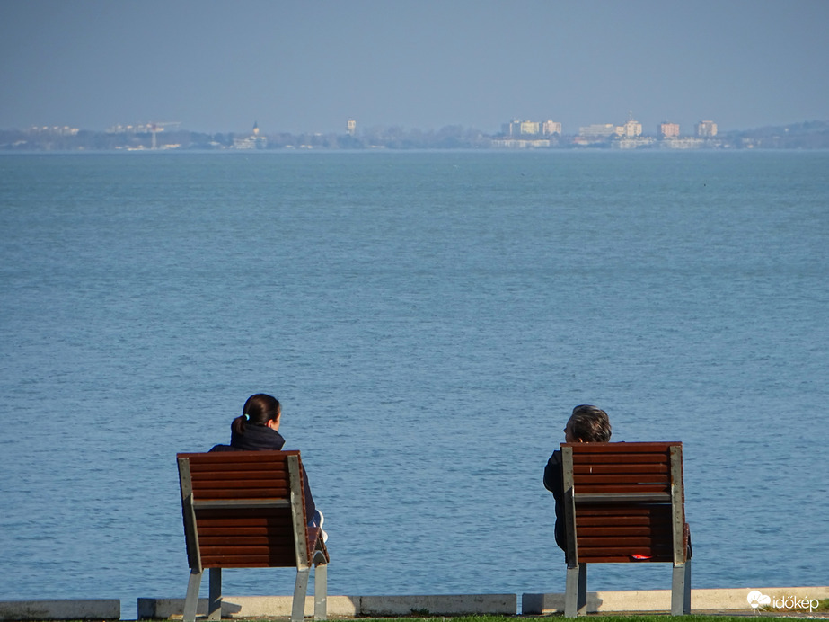 Délutáni napfürdő