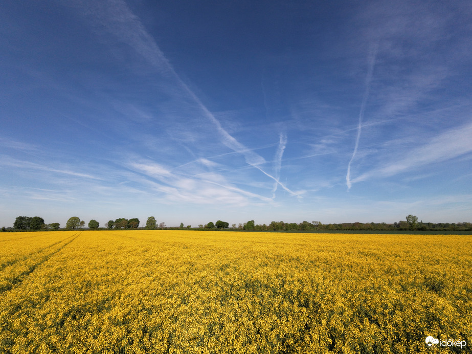 Karcos áprilisi reggel