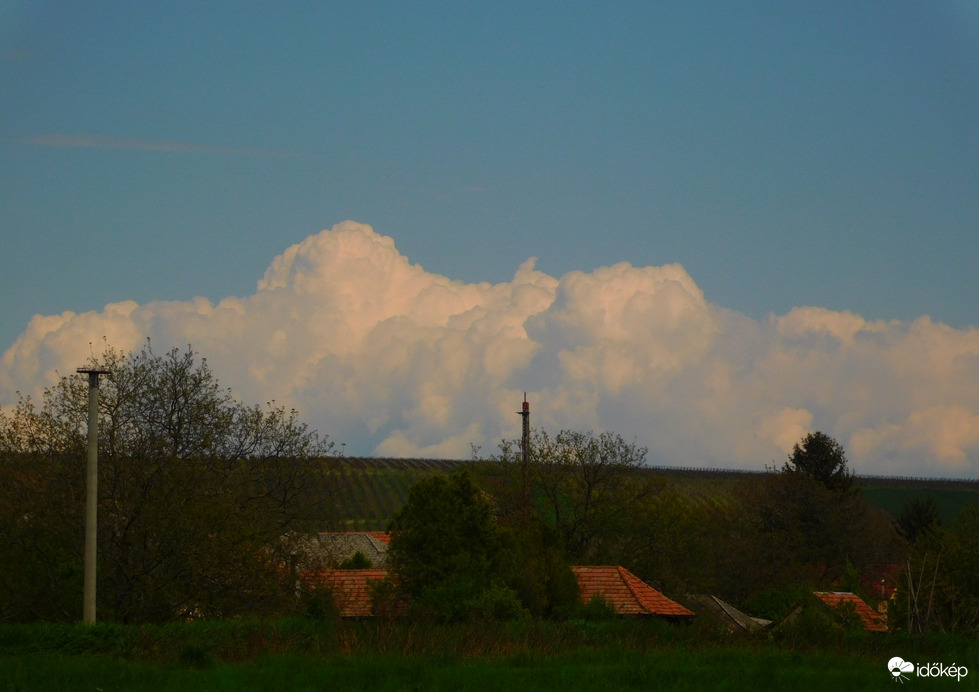 A felhők tornyosulnak