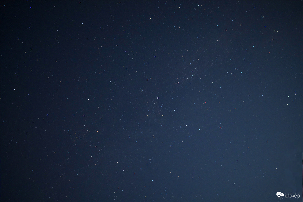 Felhőtlen, csillagos égbolt Nagytályán