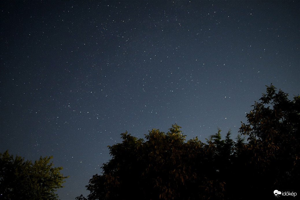 Csillagos égbolt 