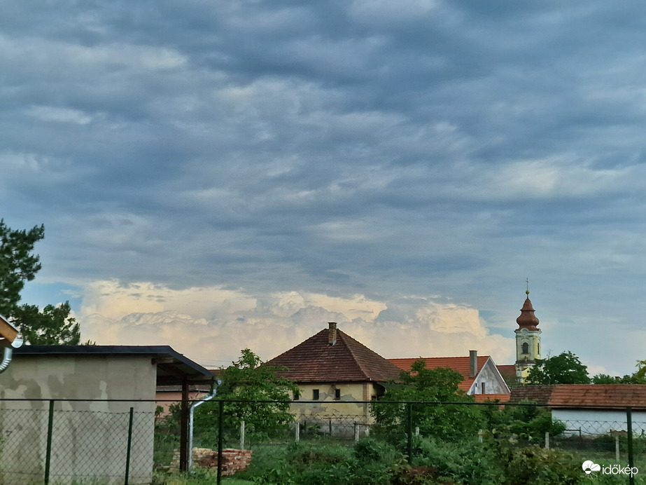 Gyönyörüek