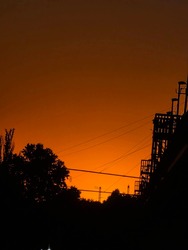 Részleges napfogyatkozás utáni naplemente